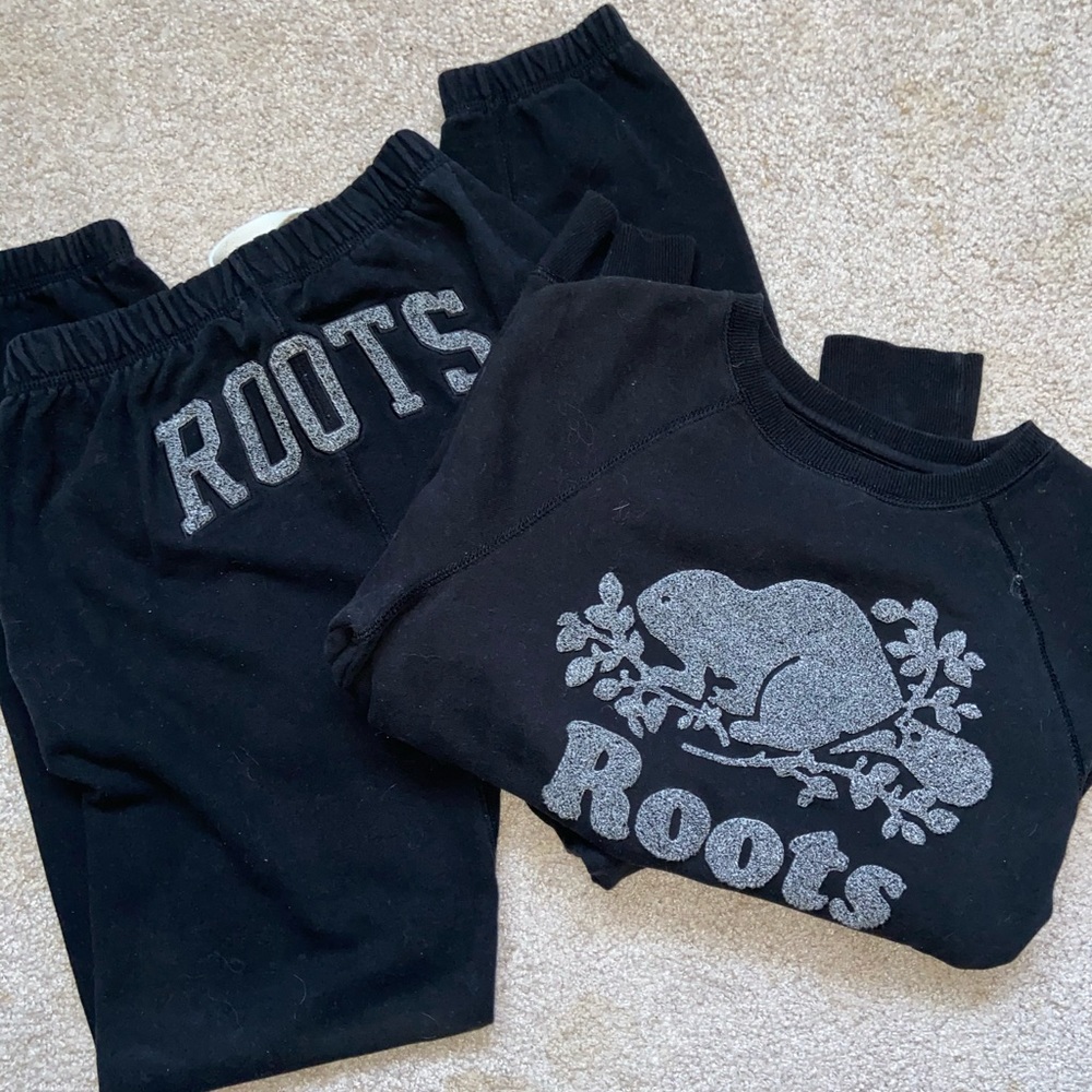 Roots Black Sweatshirt and Sweatpants Set with Silver Logo